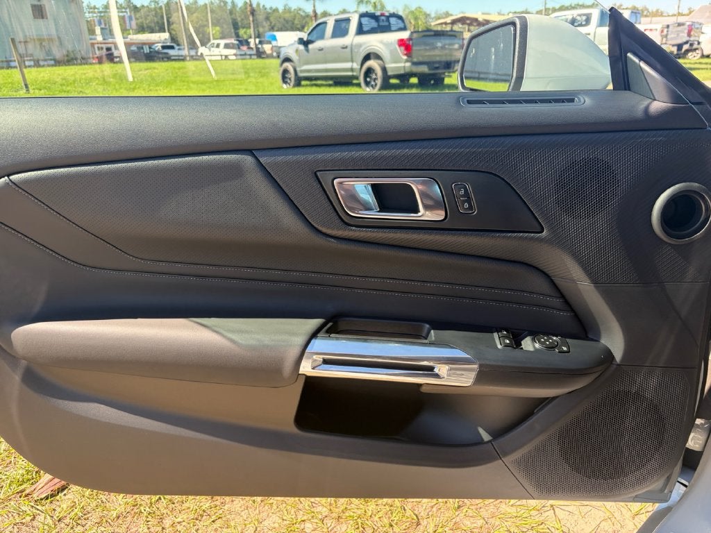 2026 Ford Mustang EcoBoost Premium 200A