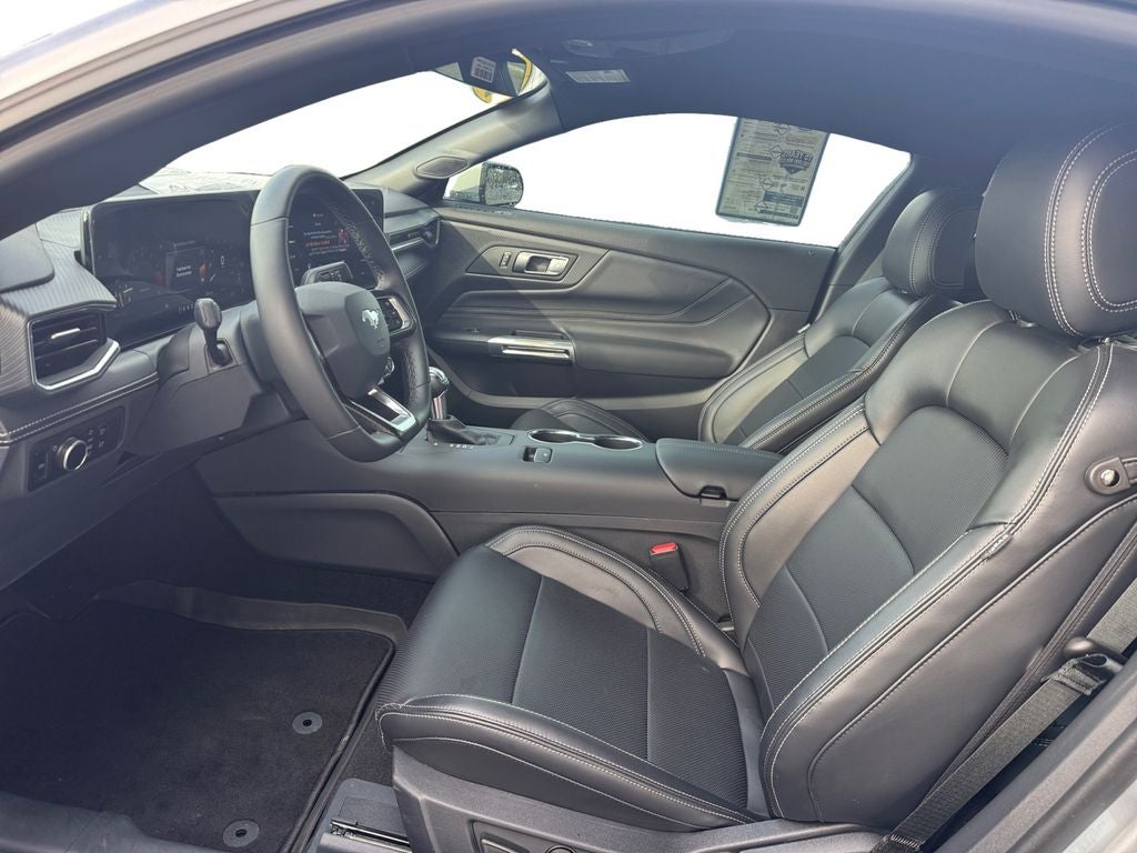 2025 Ford Mustang EcoBoost Premium 200A