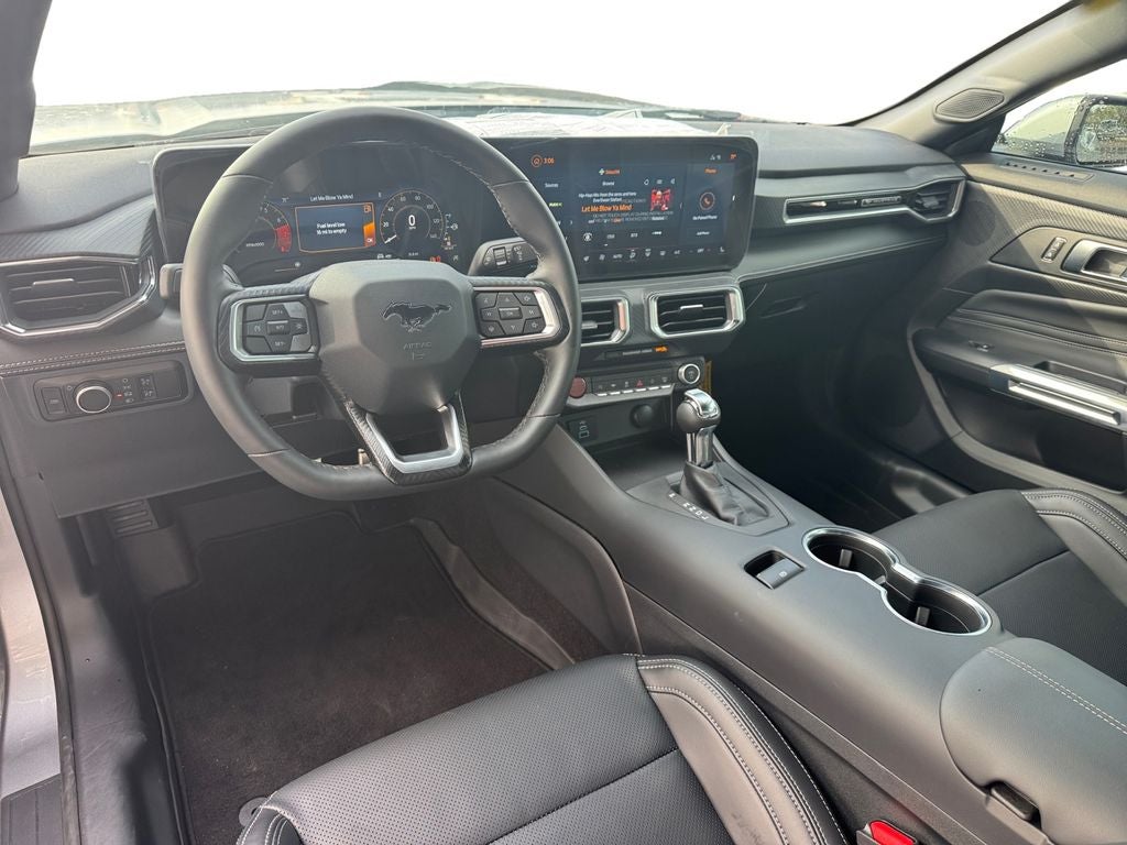 2025 Ford Mustang EcoBoost Premium 200A