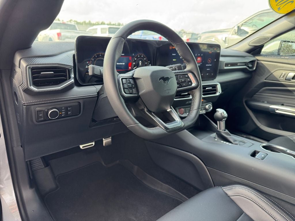 2025 Ford Mustang EcoBoost Premium 200A