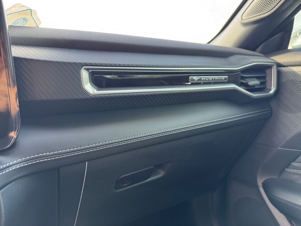 2025 Ford Mustang EcoBoost Premium 200A