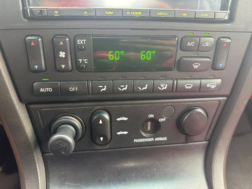 2002 Ford Thunderbird Base