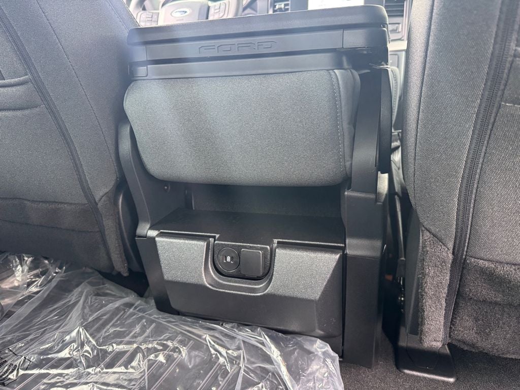 2025 Ford F-450SD XLT DRW 653A