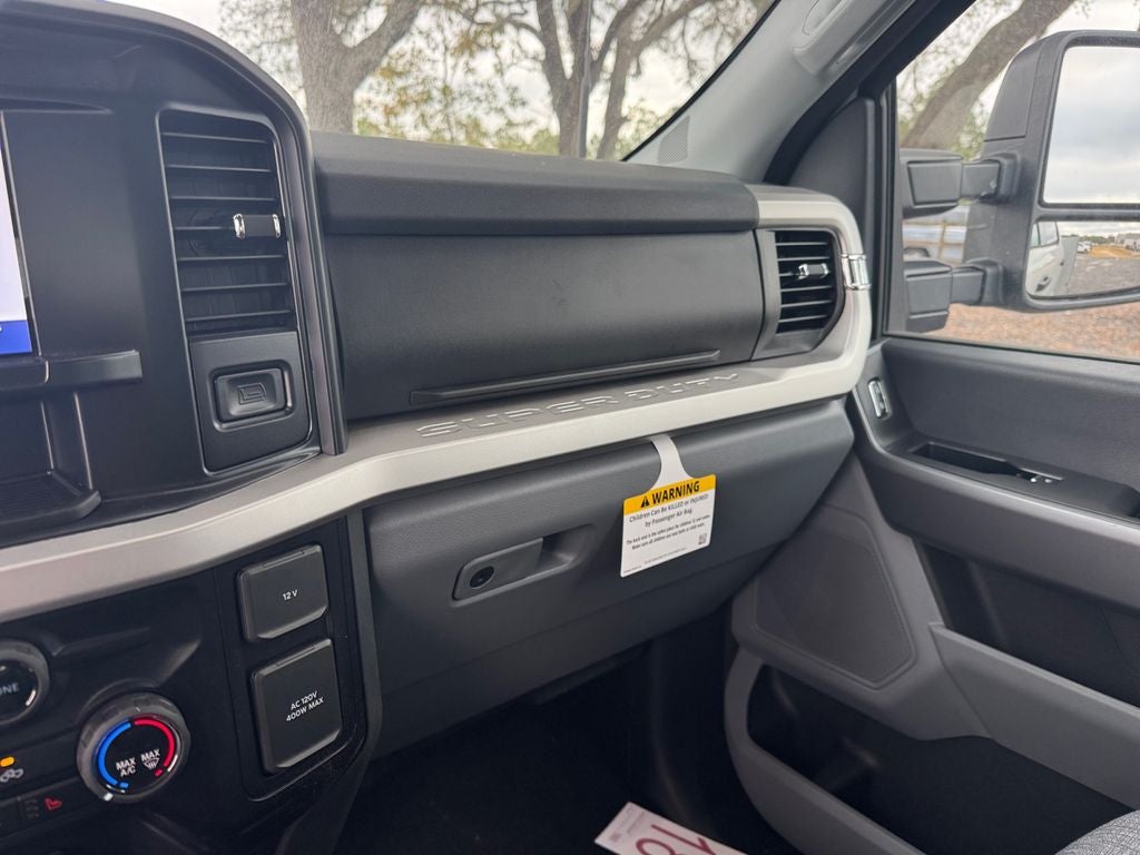 2025 Ford F-450SD XLT DRW 653A