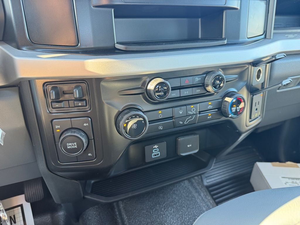 2026 Ford F-450SD XL DRW 650A