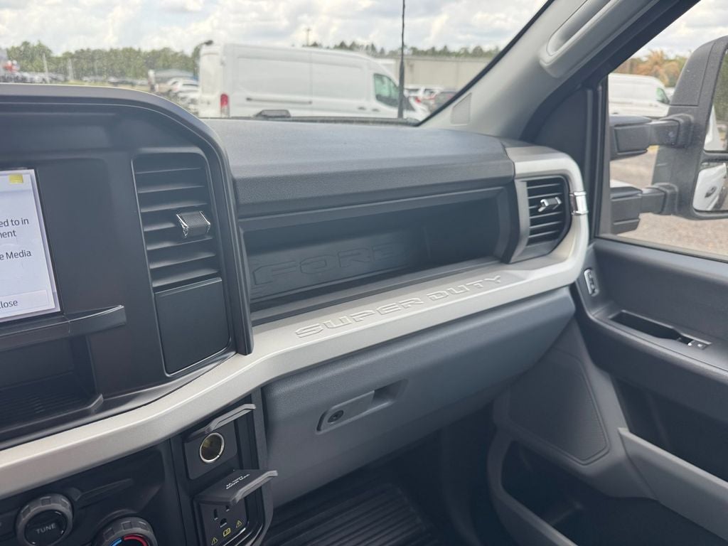 2026 Ford F-450SD XL DRW 650A