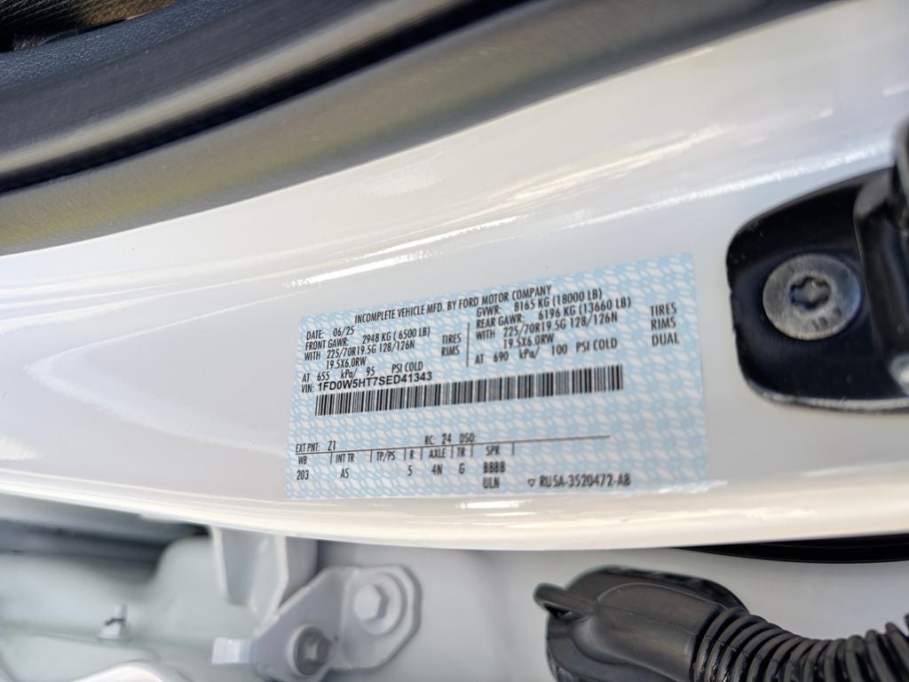 2025 Ford F-550SD XL DRW 660A