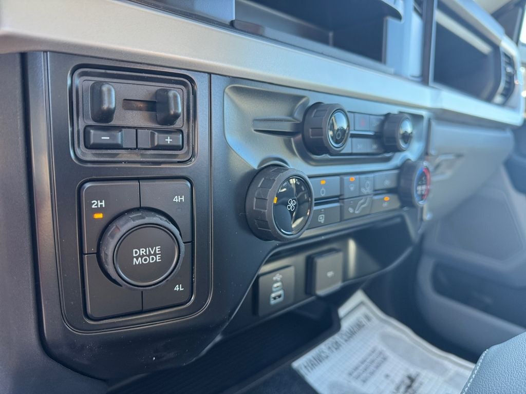 2026 Ford F-350SD XL DRW 640A