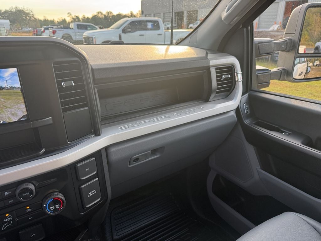 2026 Ford F-350SD XL DRW 640A