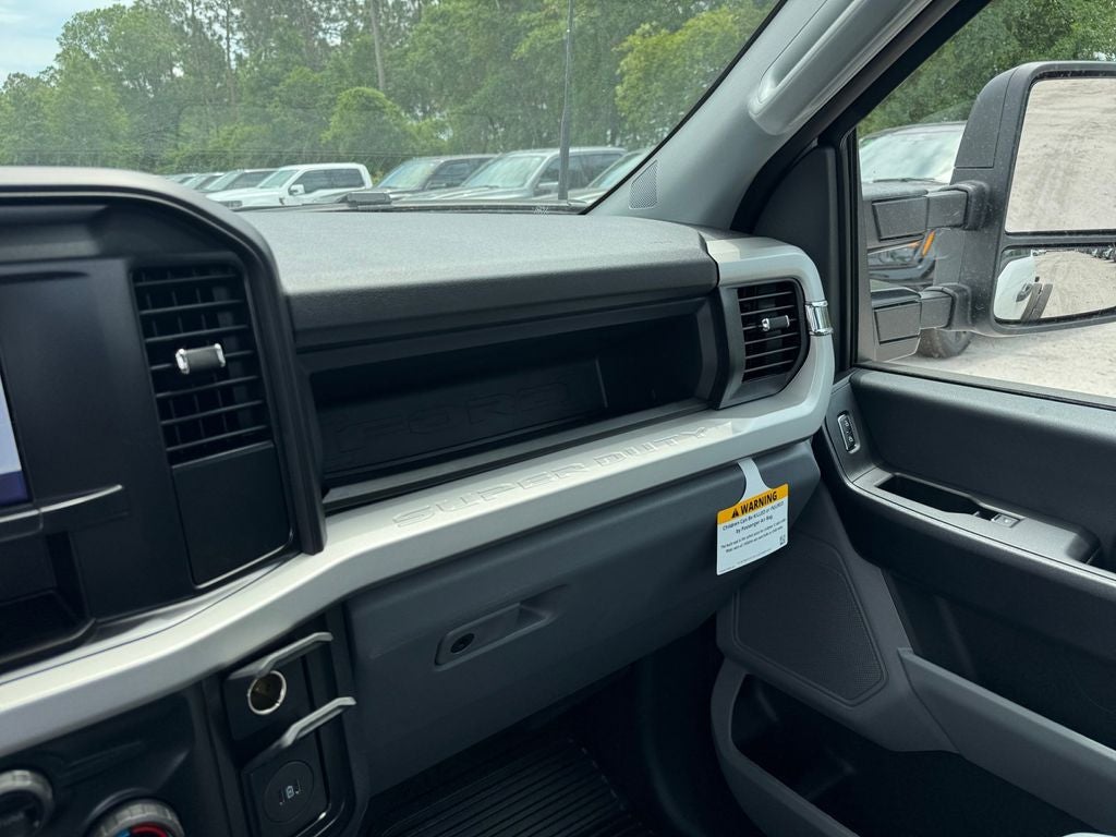 2026 Ford F-550SD DRW 660A