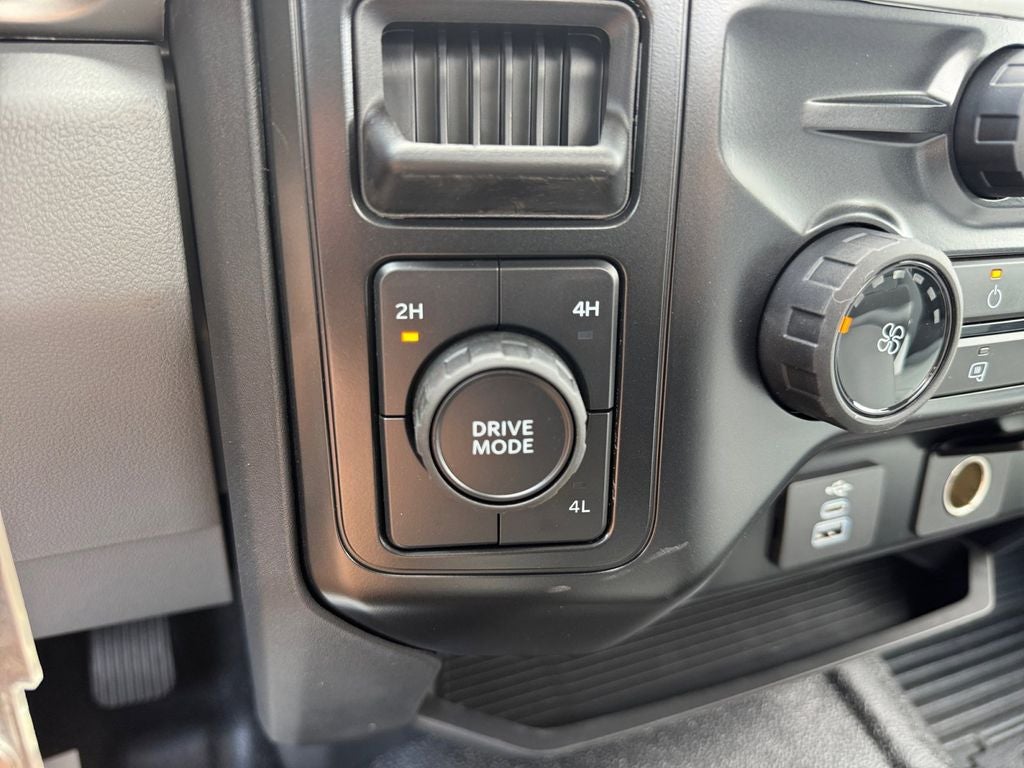 2026 Ford F-550SD DRW 660A