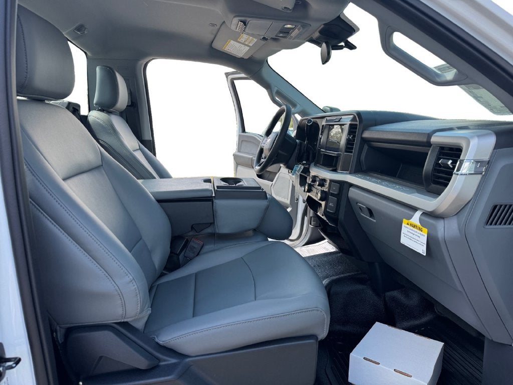 2026 Ford F-550SD XL DRW 660A