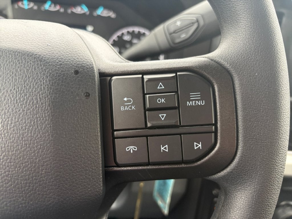 2027 Ford F-350SD XLT DRW 643A