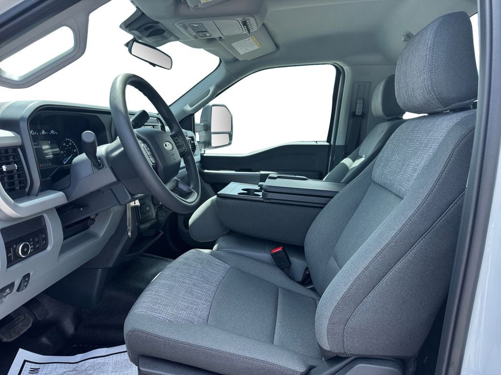 2026 Ford F-550SD XLT DRW 663A