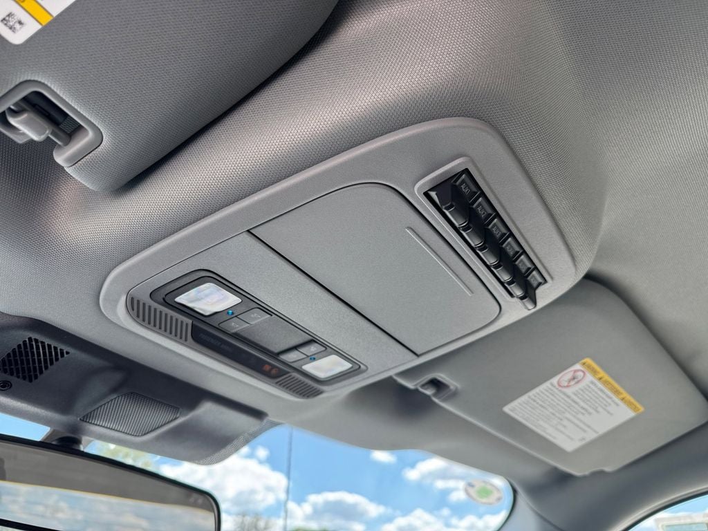 2026 Ford F-550SD XLT DRW 663A