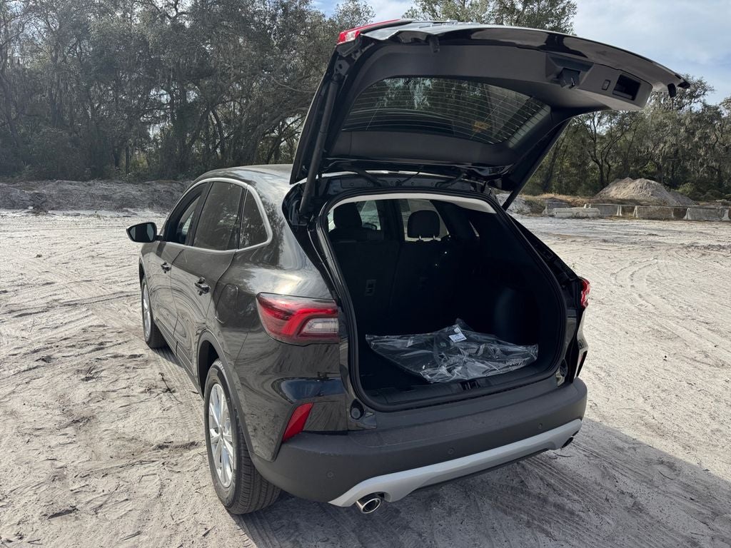 2026 Ford Escape Active 200A