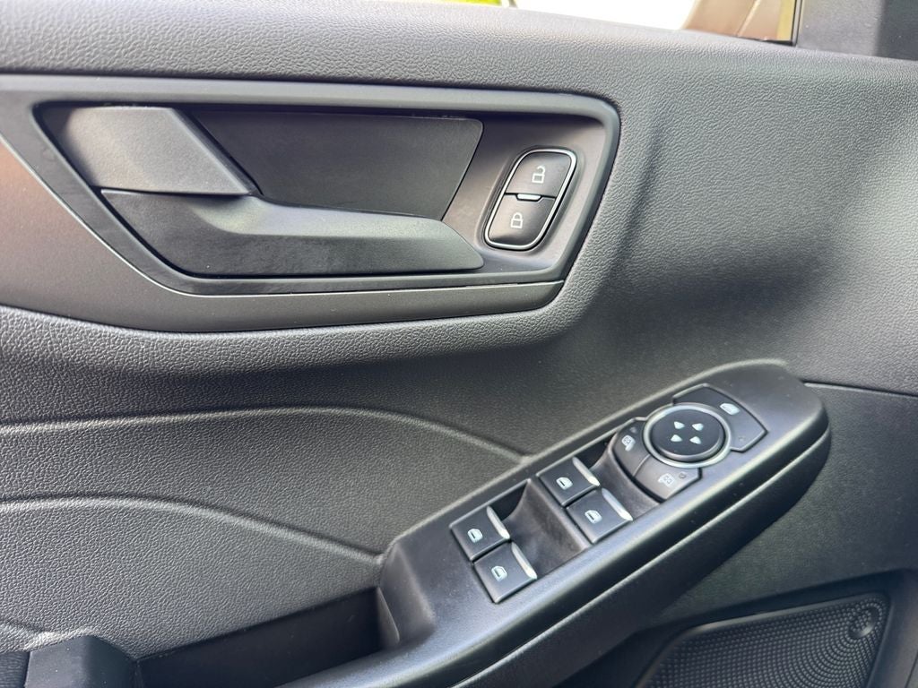 2025 Ford Escape Active 200A