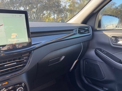 2026 Ford Escape ST-Line 300A