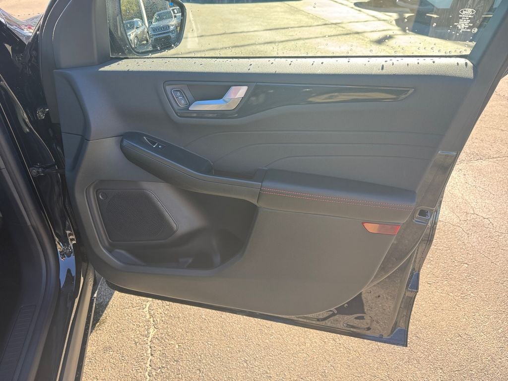 2026 Ford Escape ST-Line 300A