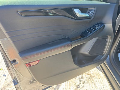 2026 Ford Escape ST-Line 300A