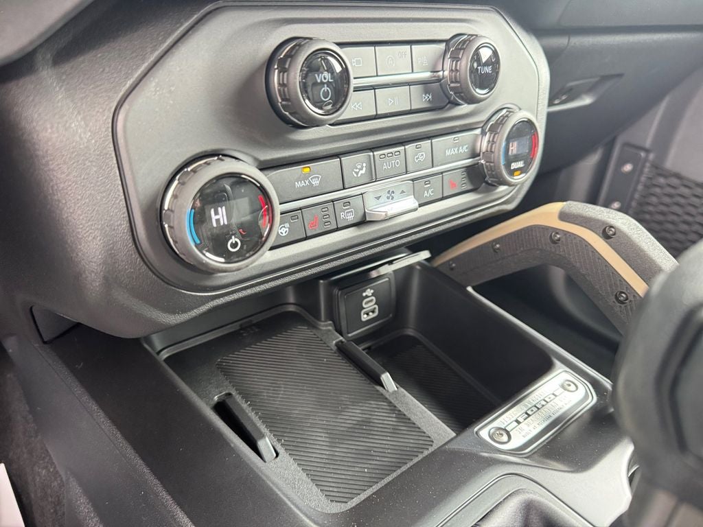 2026 Ford Bronco Badlands 334A