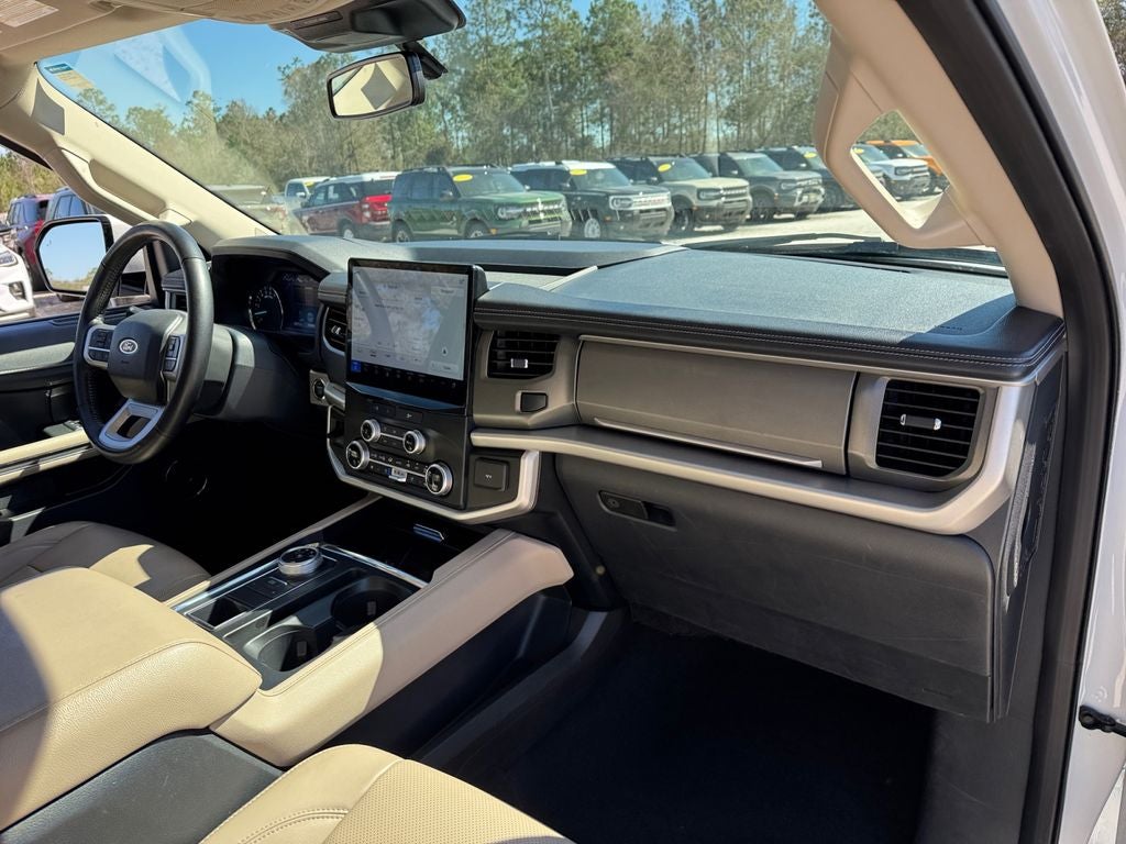 2024 Ford Expedition Max XLT