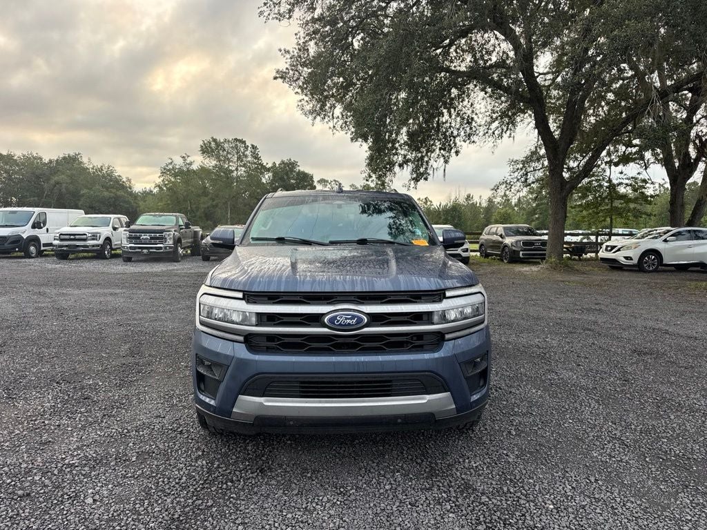 2022 Ford Expedition Max XLT