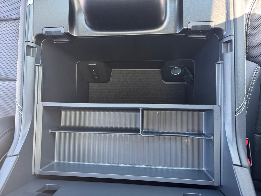 2027 Ford Expedition Max Platinum 600A