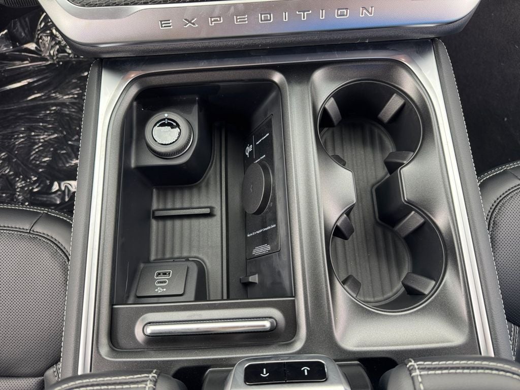 2027 Ford Expedition Max Platinum 600A