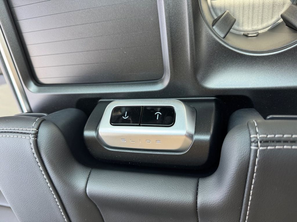 2026 Ford Expedition Max Platinum 600A