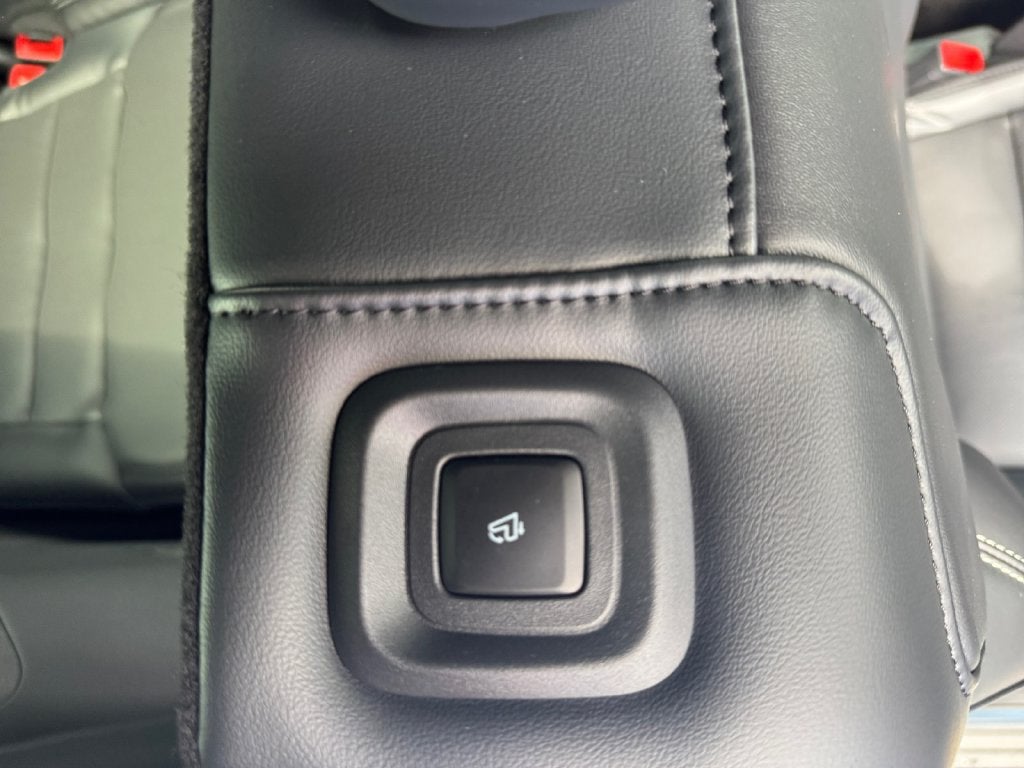 2027 Ford Expedition Max Platinum 600A