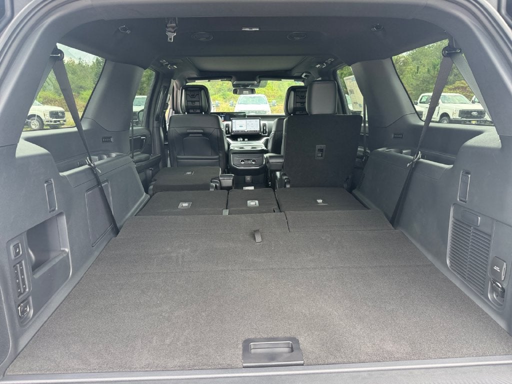 2027 Ford Expedition Max Platinum 600A