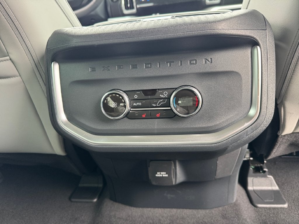 2027 Ford Expedition Max Platinum 600A