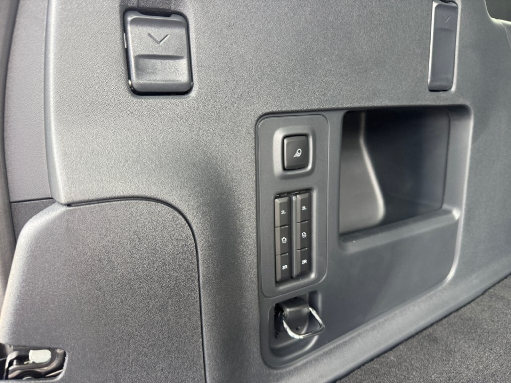 2027 Ford Expedition Max Platinum 600A