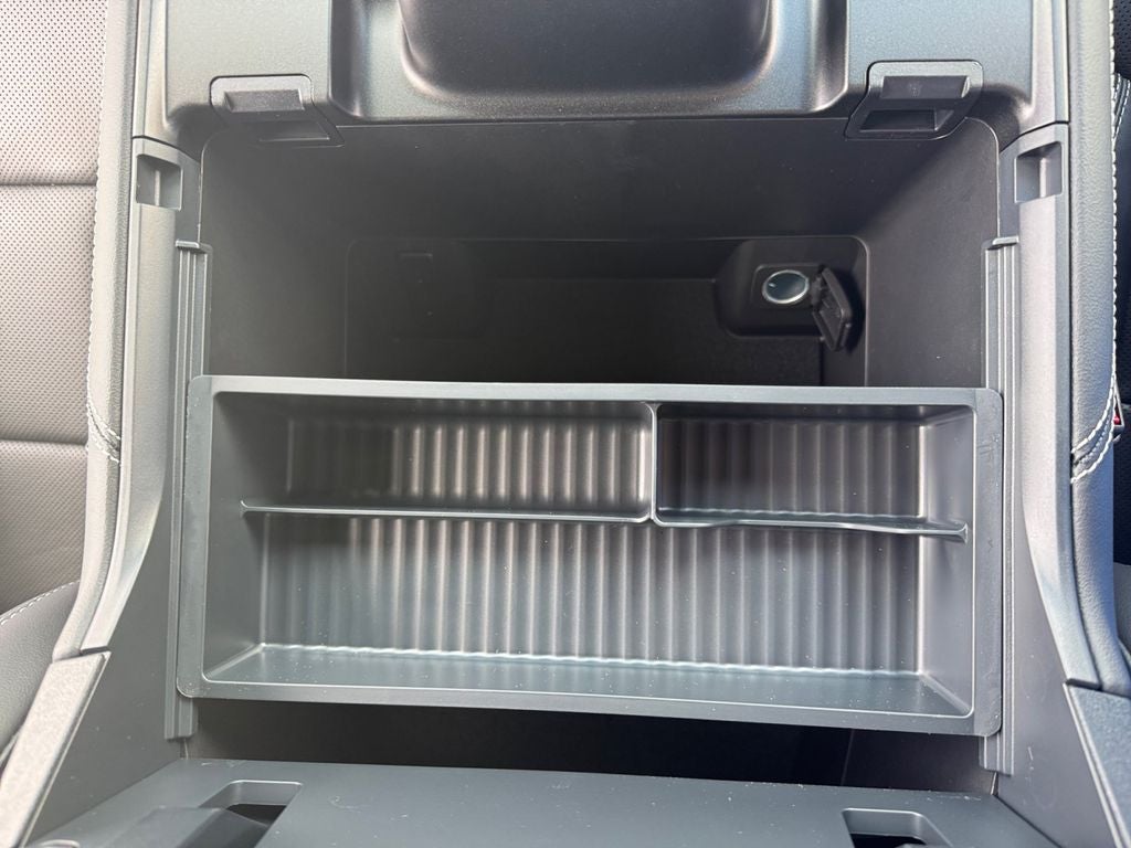 2027 Ford Expedition Max Platinum InTransit