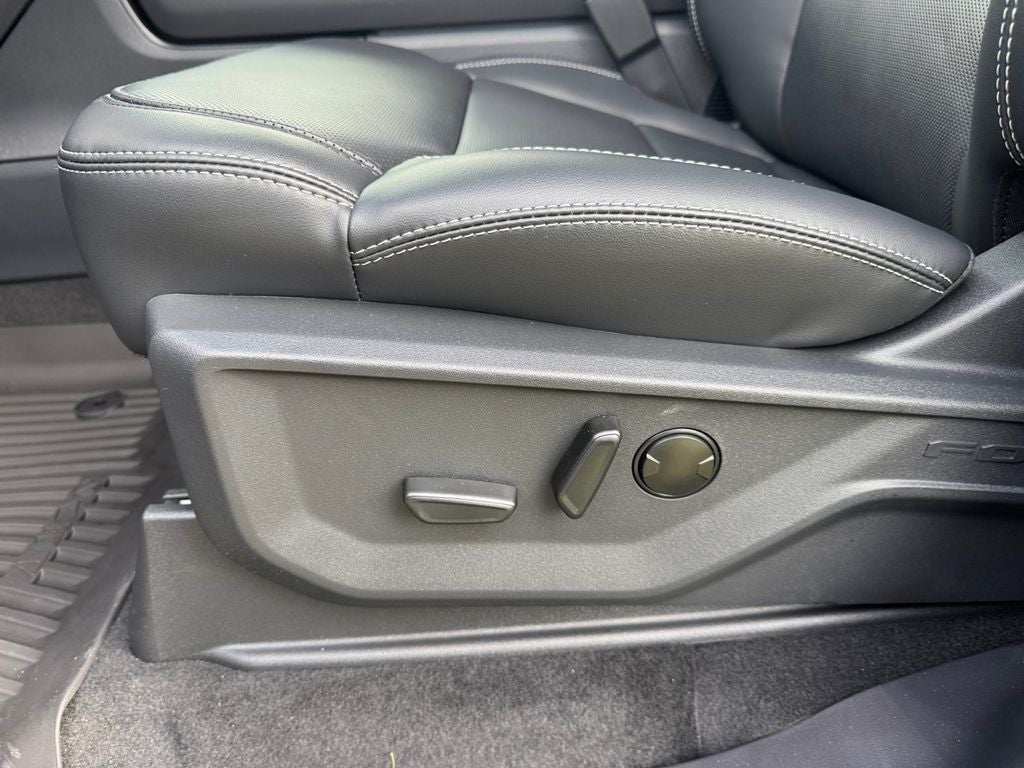 2027 Ford Expedition Max Platinum InTransit