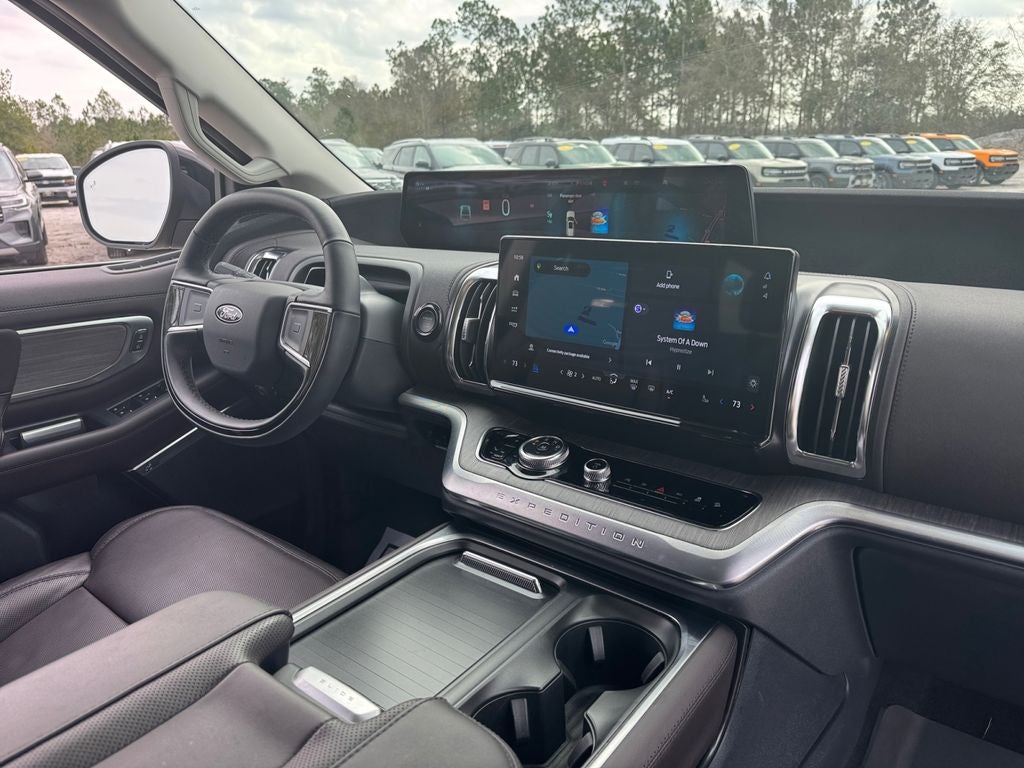 2025 Ford Expedition Max Platinum