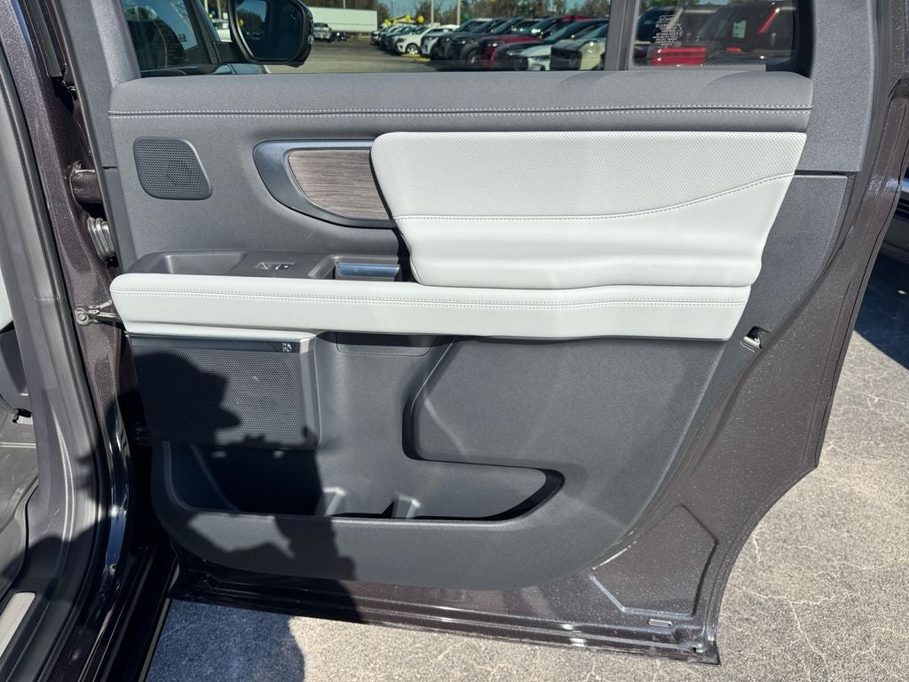 2025 Ford Expedition Max Platinum 600A