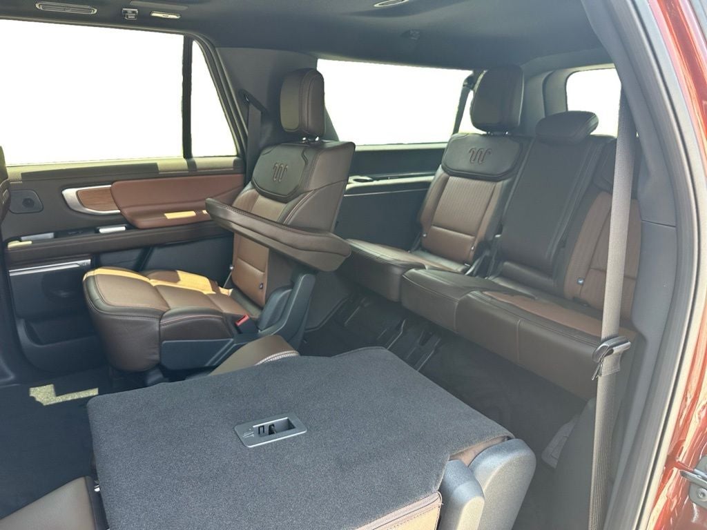 2027 Ford Expedition Max King Ranch 400A