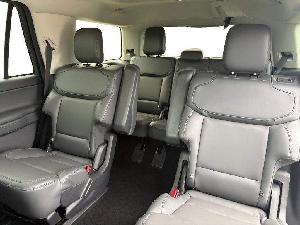 2027 Ford Expedition Active 202A