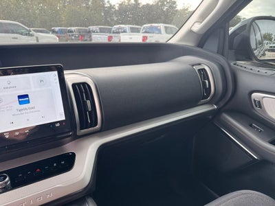 2025 Ford Expedition Active 200A