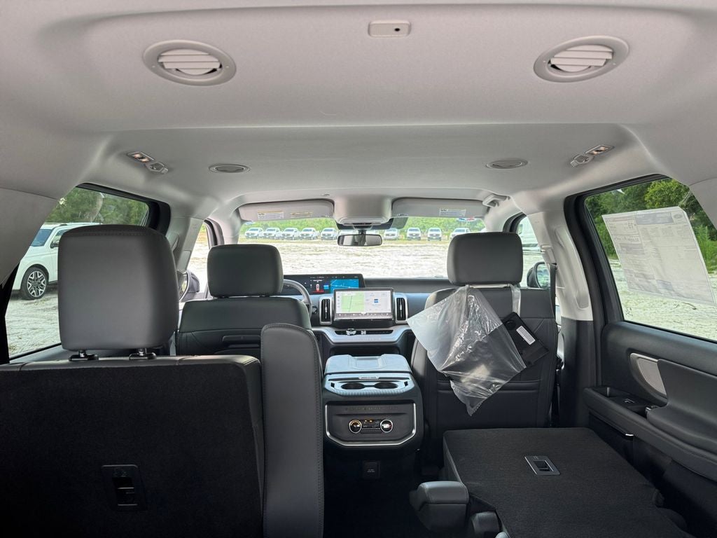 2026 Ford Expedition Active 202A