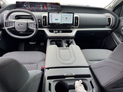 2025 Ford Expedition Active 200A