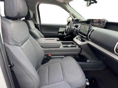 2025 Ford Expedition Active 200A