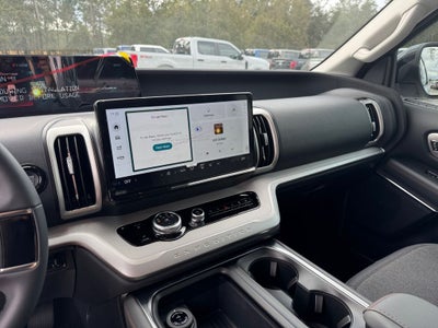 2025 Ford Expedition Active 200A