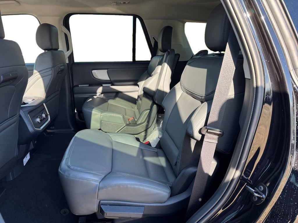 2026 Ford Expedition Active 202A