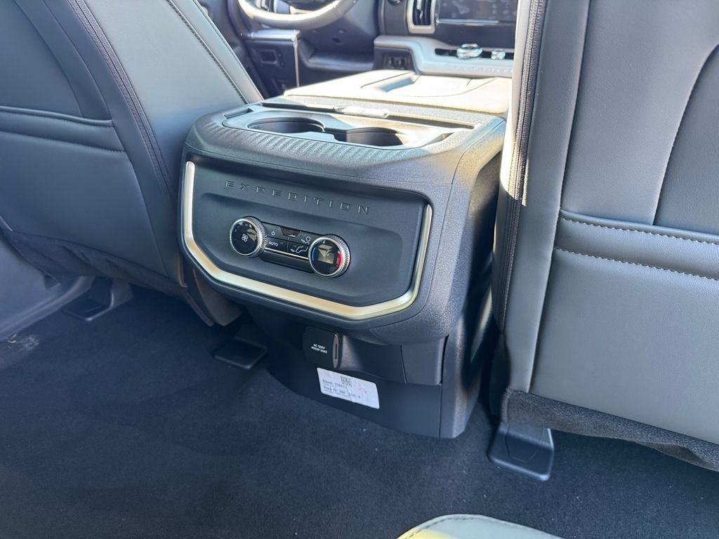 2026 Ford Expedition Active 202A