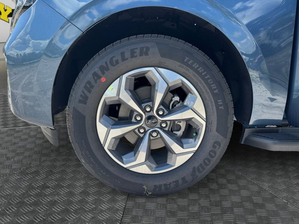 2027 Ford Expedition Active 202A