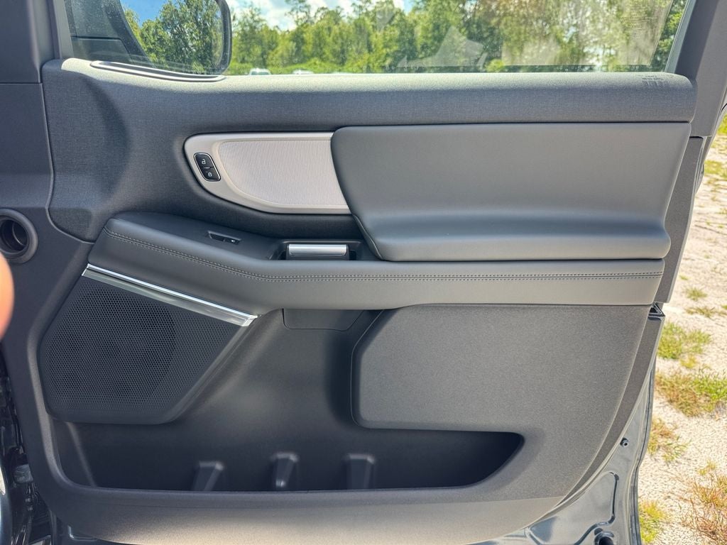 2027 Ford Expedition Active 202A