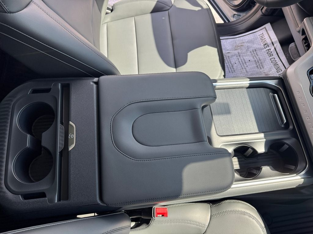 2027 Ford Expedition Active 202A